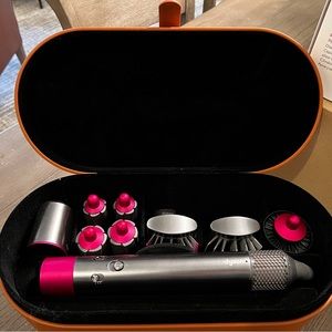 Dyson Airwrap Complete. Used twice.